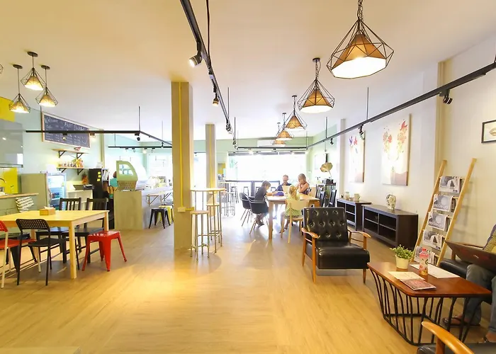 Folk Poshtel Silom 2* Bangkok