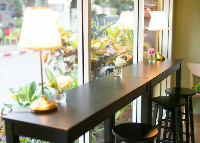 Bed & Breakfast Folk Poshtel Silom Bangkok