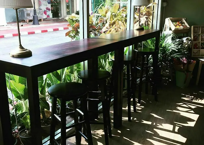 Bed & Breakfast Folk Poshtel Silom Bangkok