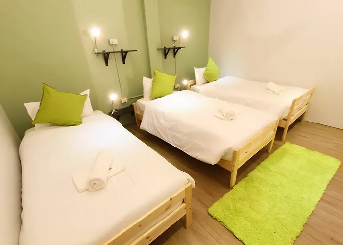 Folk Poshtel Silom Bangkok