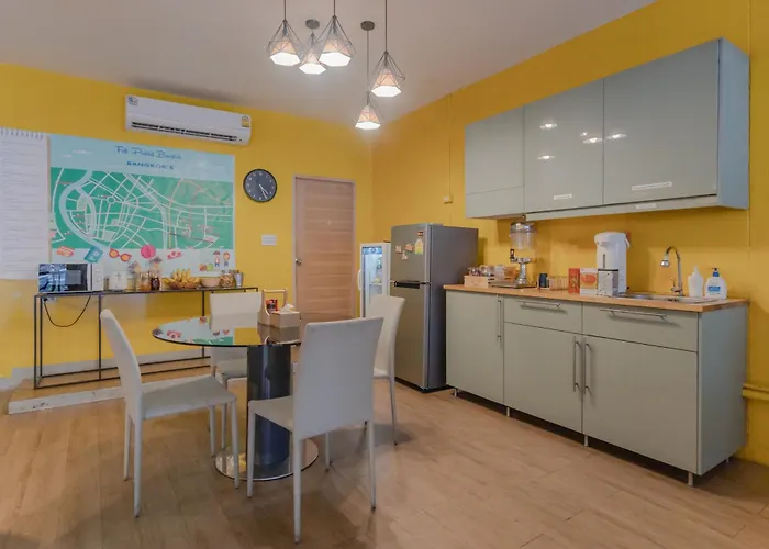 Folk Poshtel Silom Bangkok